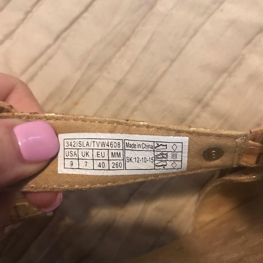 Cork Sandals! - Picture 3 of 3